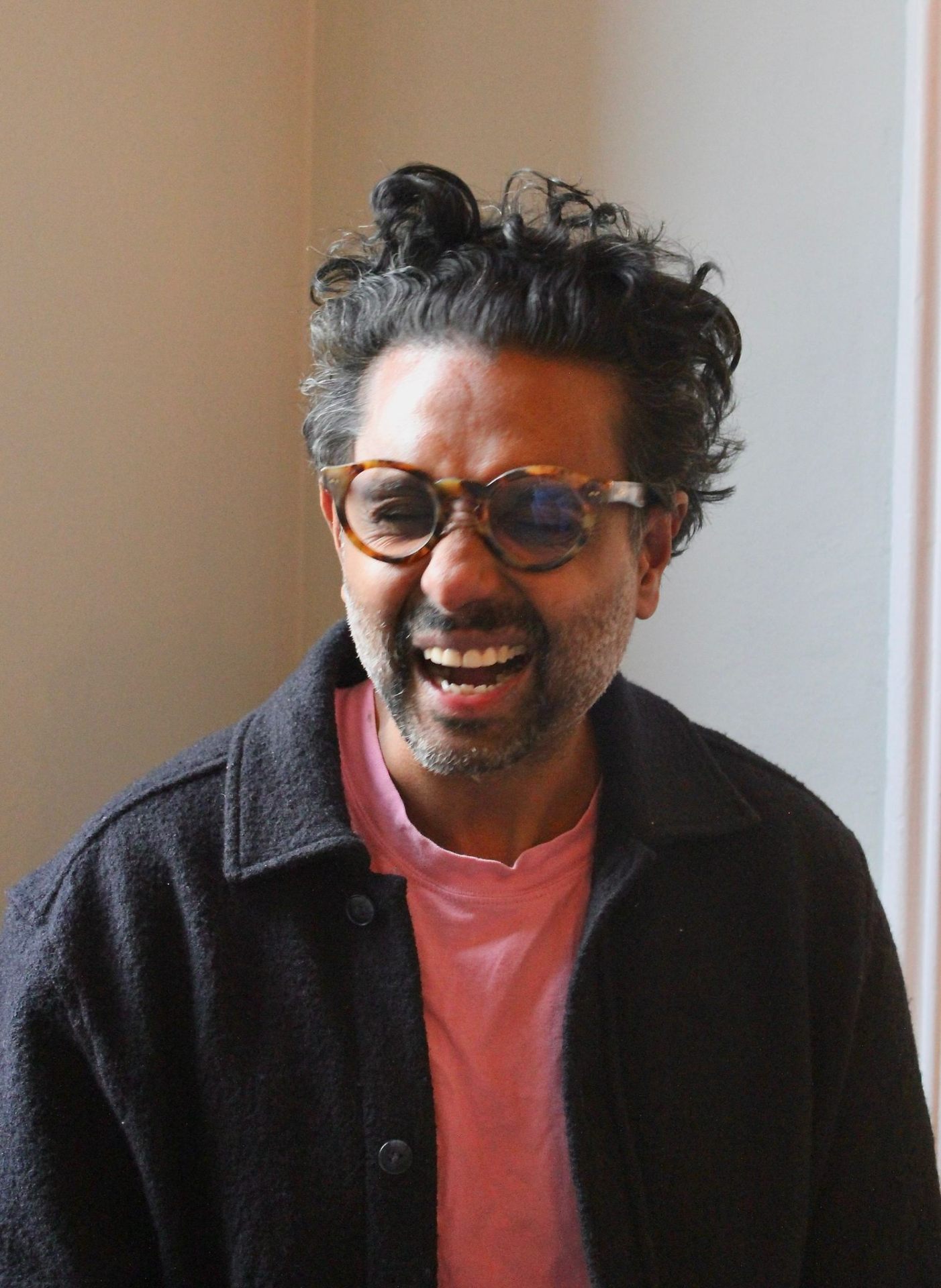 Nash Colundalur, author portrait